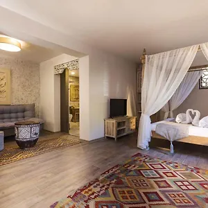 buradan rezervasyon yapın